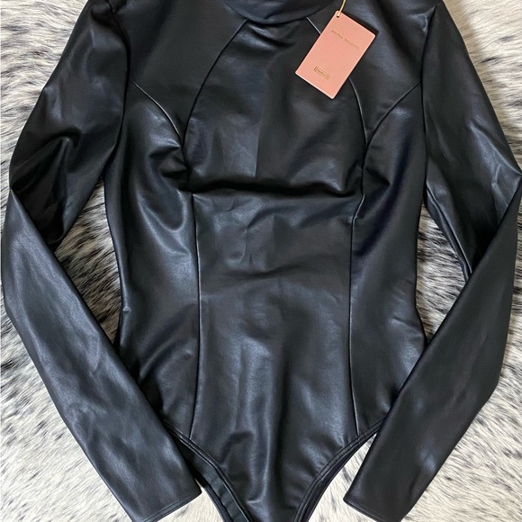 WOLFORD X AMINA MUADDI FAUX LEATHER BODYSUIT, SZ IT/36 US/0-2 - Picture 10 of 15